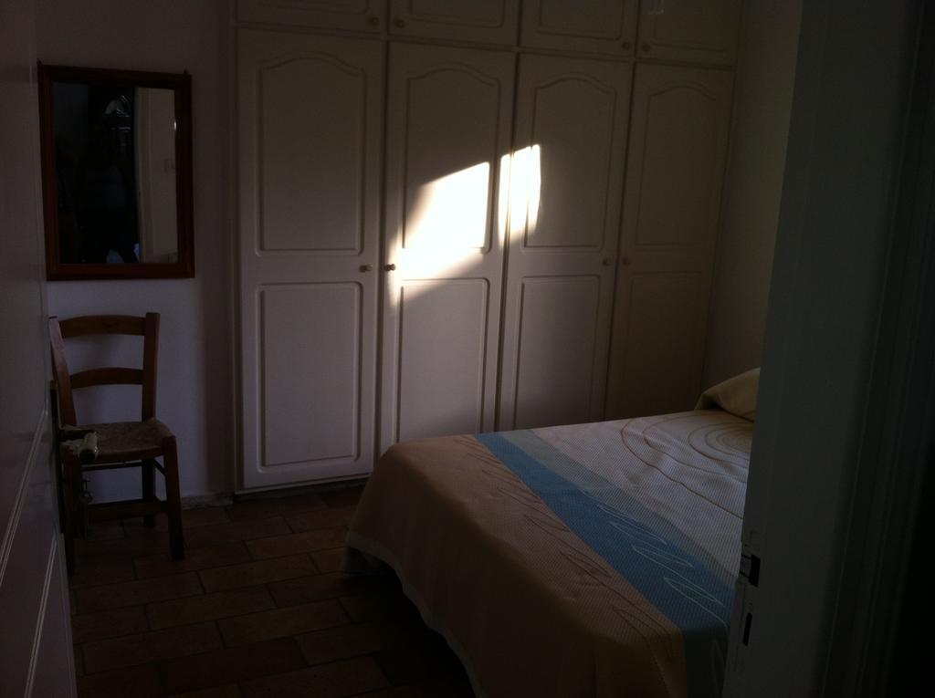 Valentinos House Villa Paphos Kamer foto